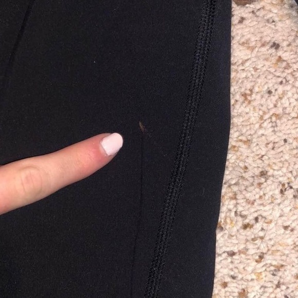 Wunder Under Scalloped Hem High-Rise Crop 23" *Luxtreme - Picture 3 of 3